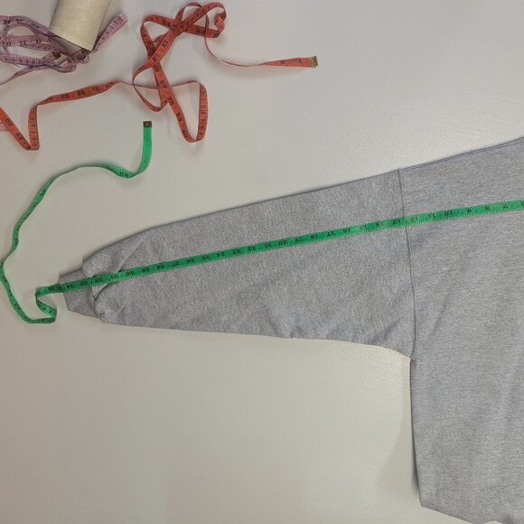 Vintage Hanes Gray Sweatshirt Large with Thomas Jefferson/Virginia Constitution - Picture 9 of 10